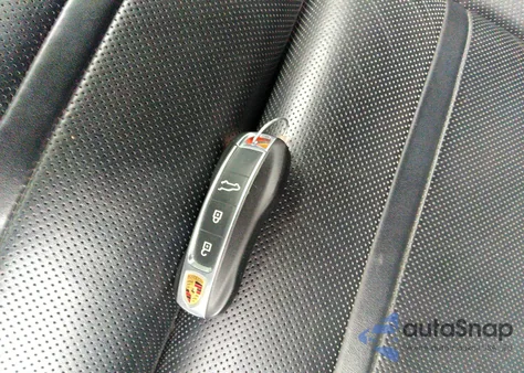 2020 Porsche Cayenne z USA, uszkodzony, nr VIN WP1AA2AYXLDA02626